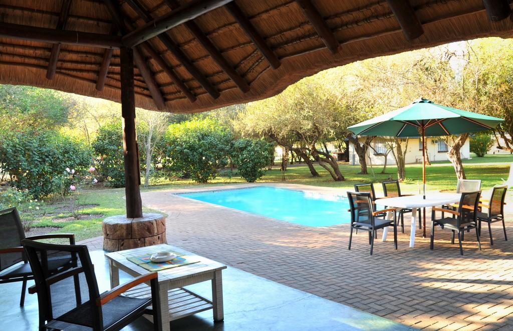 Komati River Chalets Komatipoort Exterior foto