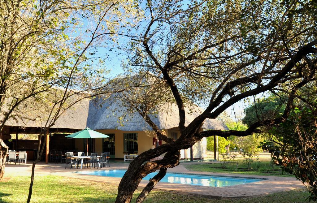 Komati River Chalets Komatipoort Exterior foto